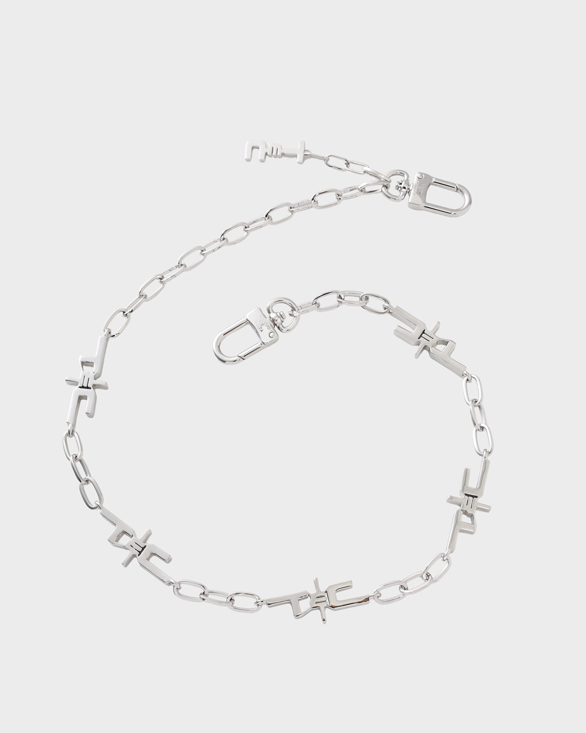 T&C Necklace in Silver