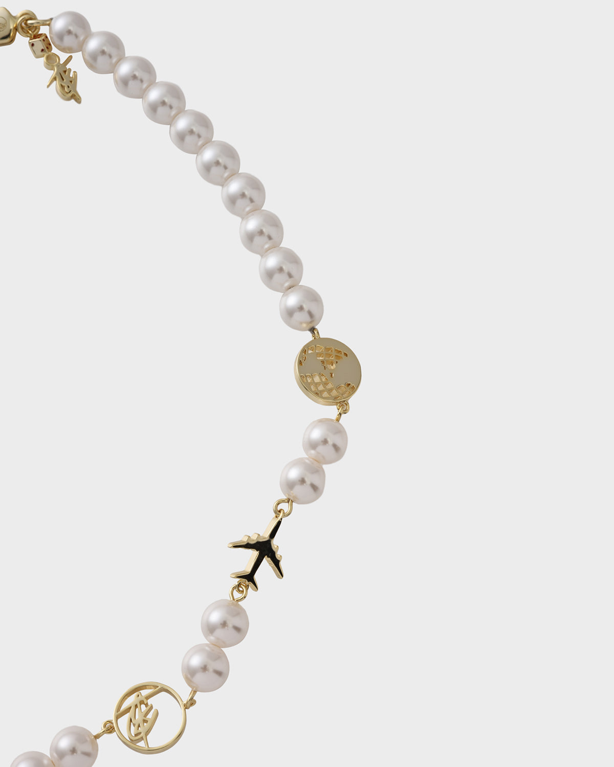 T&C Pearl Necklace in White
