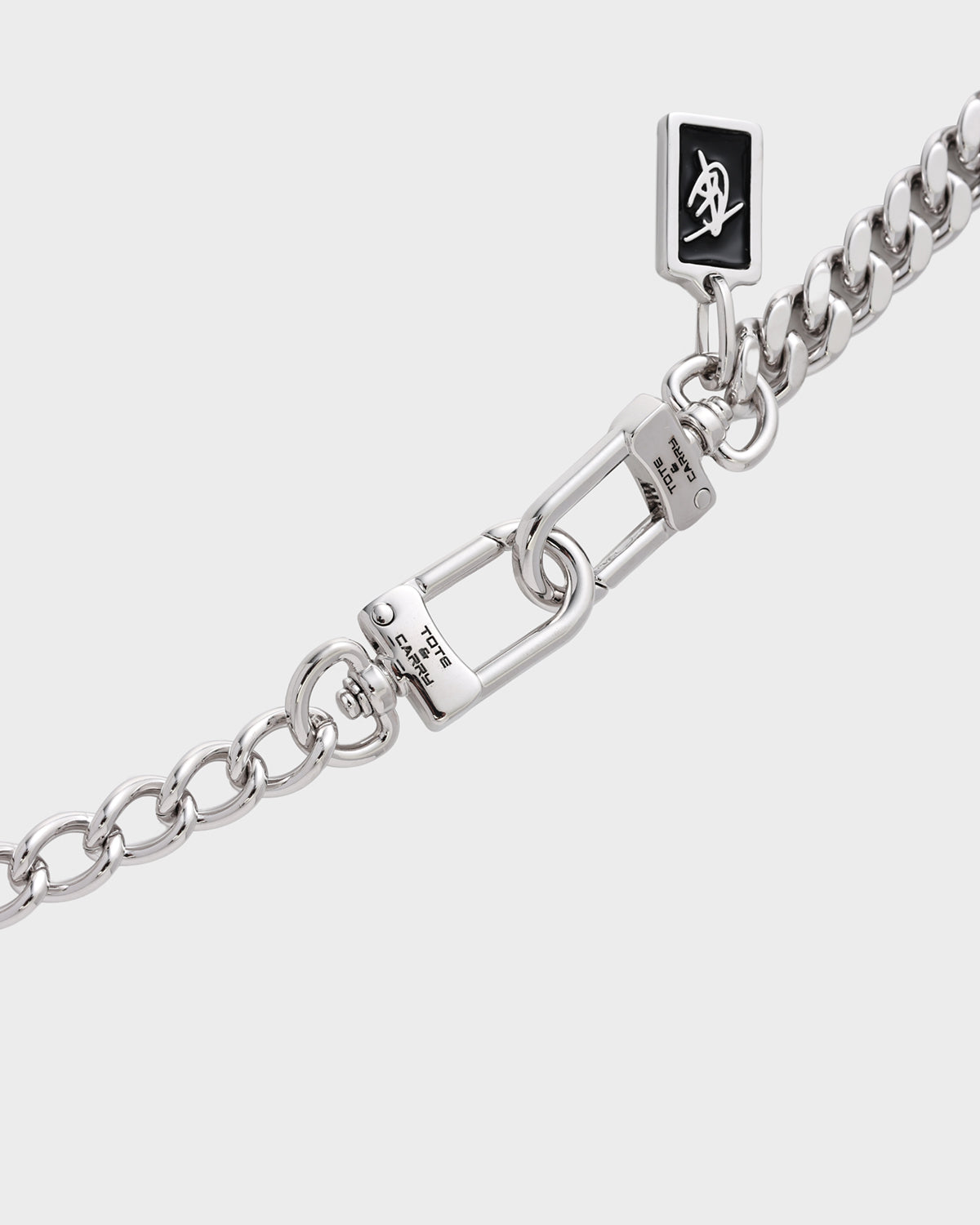 Cosmo Chain Necklace in Silver